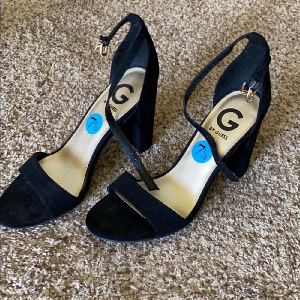 Guess black heels